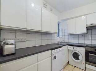Terraced house for sale in Shaftesbury Place, Brighton BN1