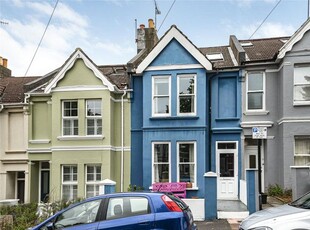 Terraced house to rent in Bernard Road, Brighton BN2