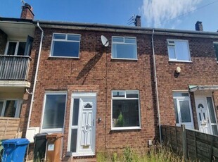 Terraced house to rent in Bredbury, Stockport SK6