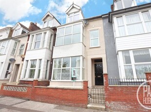 Terraced house to rent in Denmark Road, Lowestoft NR32