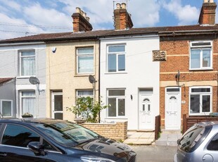 Terraced house to rent in Fearnley Street, Watford WD18