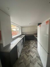 Terraced house to rent in Furness Road, Fallowfield M14