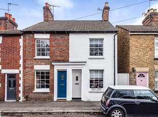 Terraced house to rent in George Street, Berkhamsted HP4