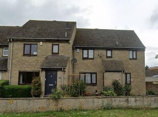 Terraced house to rent in Kidlington, Oxfordshire OX5
