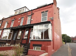 Terraced house to rent in Knowle Terrace, Burley, Leeds LS4