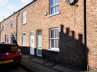 Terraced house to rent in Milner Street, York, North Yorkshire YO24