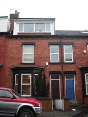 Terraced house to rent in Norwood Terrace, Hyde Park, Leeds LS6
