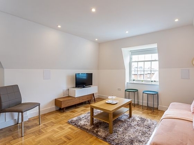 1 bedroom apartment to rent London, W14 8SG