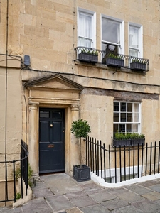 2 bedroom maisonette for sale in Rivers Street, Bath, Somerset, BA1