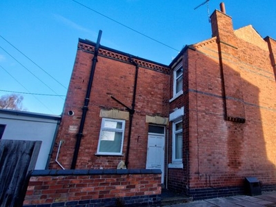 2 bedroom terraced house to rent Leicester, LE2 3AJ