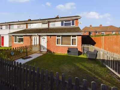 3 bedroom end of terrace house for sale Chinnor, OX39 4JG
