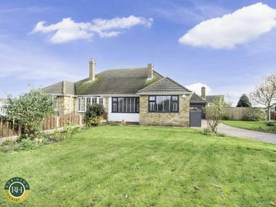 3 bedroom semi-detached bungalow for sale in Hatfield Lane, Barnby Dun, Doncaster, DN3