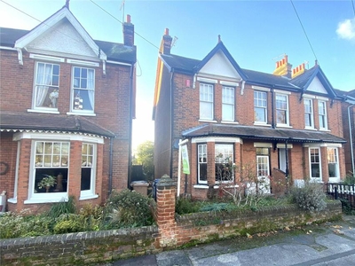 3 bedroom semi-detached house for sale in Holly Road, Ipswich, Suffolk, IP1
