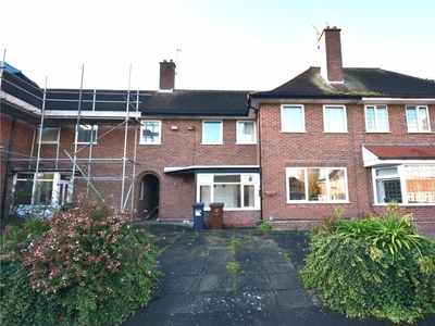 3 bedroom terraced house for sale in Farm Close, Solihull, West Midlands, B92