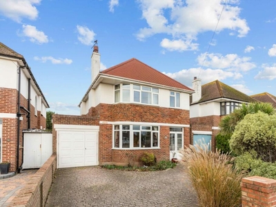 4 bedroom detached house for sale in Patricia Avenue, Goring-By-Sea, BN12
