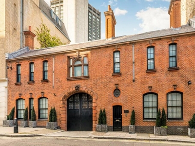 7 bedroom detached house for sale in Brick Street, London, W1J