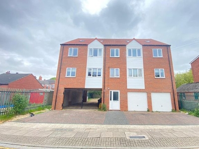 Block of flats for sale in Willingham Street, Grimsby DN32