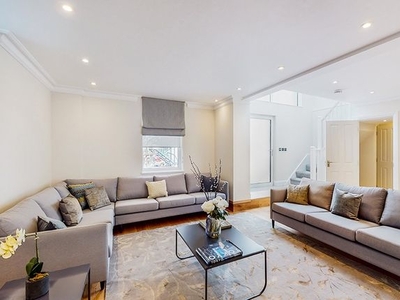Detached house to rent in Warwick Gardens, London W14