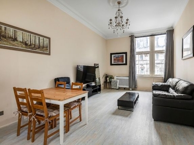Flat for sale in 16 Royal Mile Mansions, 50 North Bridge, Old Town, Edinburgh EH1