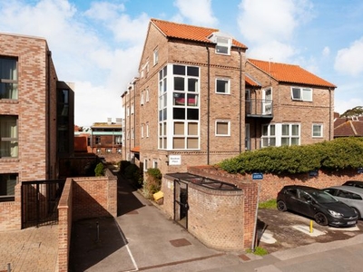 Flat for sale in Bootham Row, York, North Yorkshire YO30
