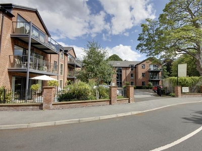 Flat for sale in Waller Grove, Swanland, North Ferriby HU14