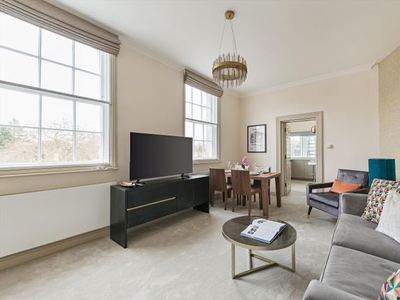 Flat to rent in Grosvenor Gardens, Belgravia, London SW1W