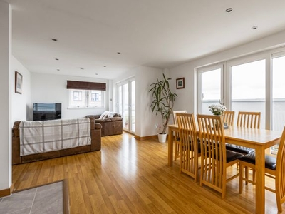 Penthouse for sale in 5/19, Heron Place, The Shore, Edinburgh EH5