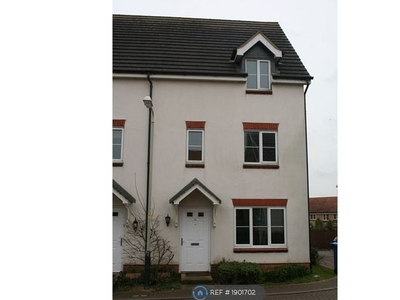 Semi-detached house to rent in Pishmire Close, Norwich NR5
