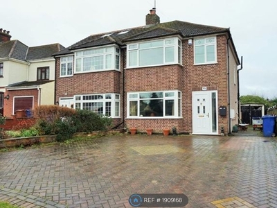 Semi-detached house to rent in Purfleet Road, Aveley, South Ockendon RM15