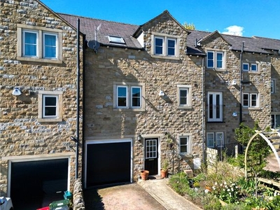 Town house for sale in Wayside Mews, Silsden, West Yorkshire BD20