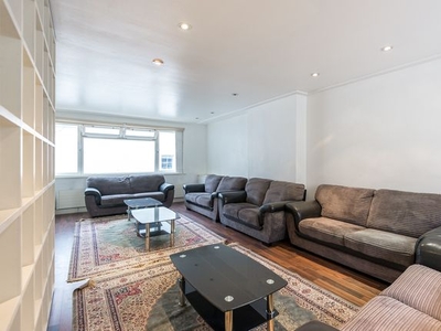 Town house to rent in Stanhope Terrace, Hyde Park W2