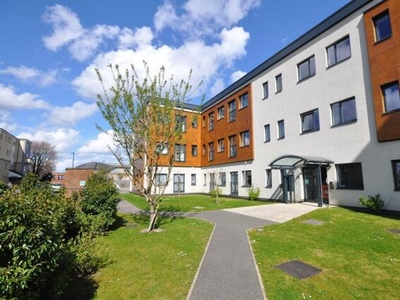 1 Bedroom Apartment For Sale In Holgate Road, York