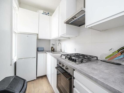 1 Bedroom Flat For Sale In Stamford Hill, London