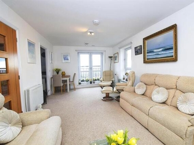 2 Bedroom Apartment For Sale In Craws Nest Court