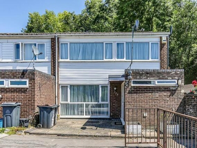 3 Bedroom End Of Terrace House For Sale In Selsdon, Croydon