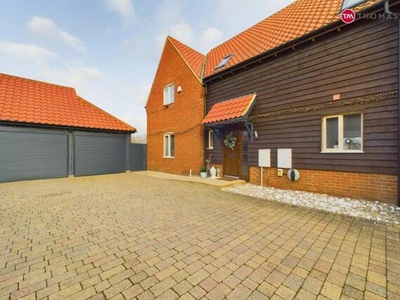 3 Bedroom Semi-detached House For Sale In Eaton Ford, St. Neots