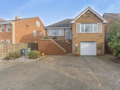 4 Bedroom Detached House For Sale In Holmewood