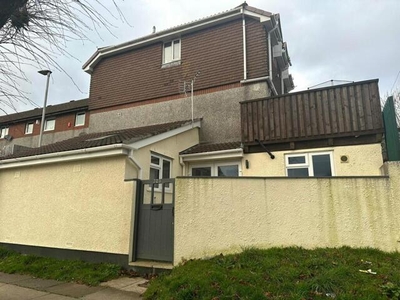 4 Bedroom End Of Terrace House For Sale In Plymouth
