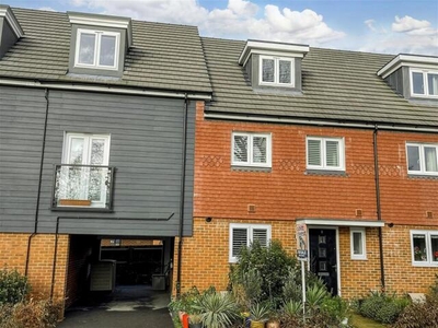 4 Bedroom Terraced House For Sale In Sayers Common