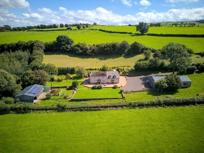5 Bedroom Detached House For Sale In Hereford, Herefordshire