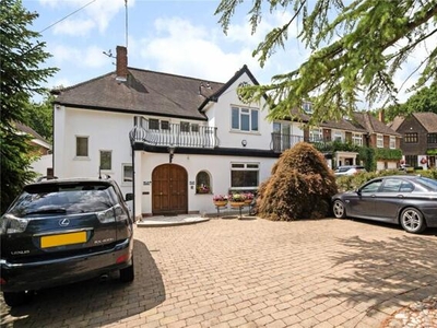 5 Bedroom Detached House For Sale In Northwood, Middlesex