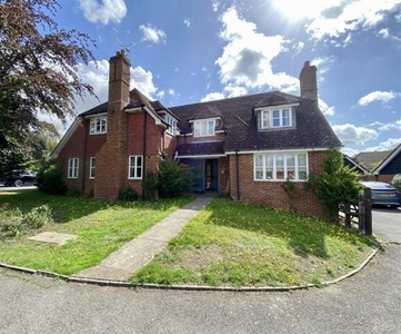 5 Bedroom Detached House For Sale In Yalding