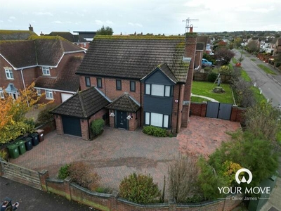 6 Bedroom Detached House For Sale In Great Yarmouth, Norfolk