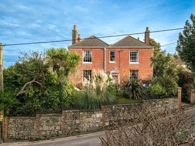 7 Bedroom Detached House For Sale In Brading