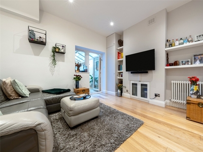 Iverson Road, London, NW6 2 bedroom flat/apartment in London