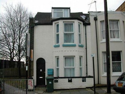 2 bedroom flat to rent Southampton, SO15 2AX