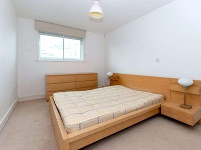 1 bed flat to rent in Chelsea Bridge Wharf,
SW11, London