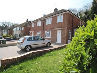 3 Bed House For Sale in High Wycombe, Buckinghamshire, HP13 - 5241387