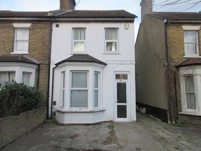 3 bedroom end of terrace house to rent Southend On Sea, SS1 1QA