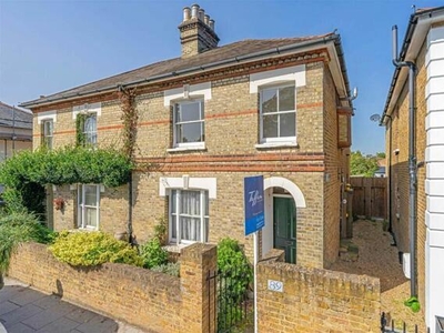 3 Bedroom House Richmond Upon Thames Greater London